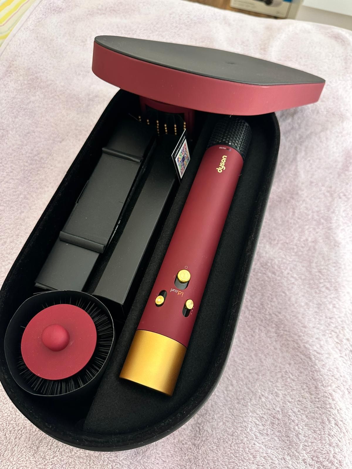 Dyson special edition