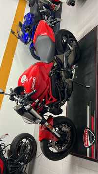 Ducati Monster 821