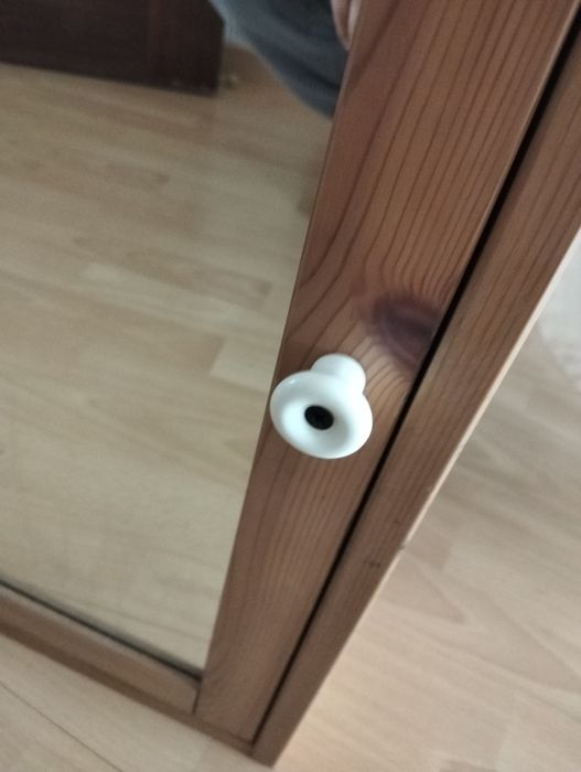 Armário espelho ikea