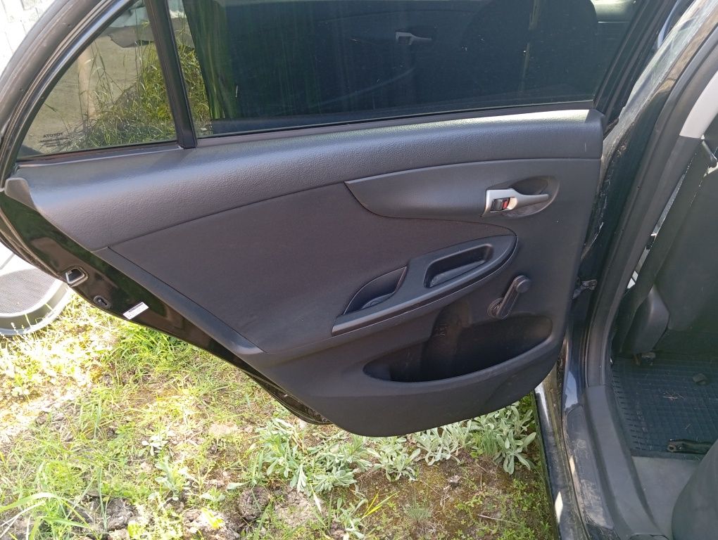 Дверные карты corolla e15 e15 2006-2013г