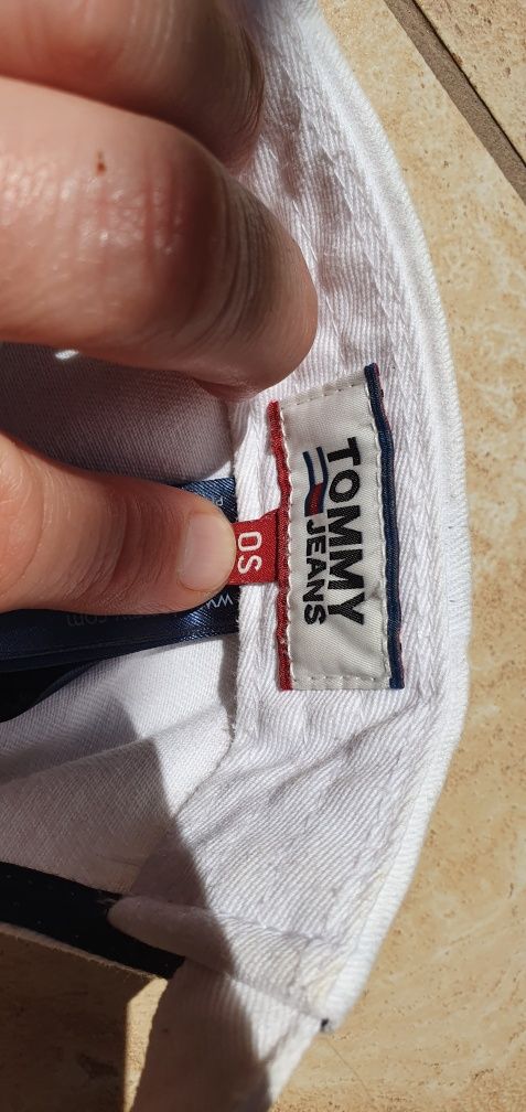 Czapka z daszkiem Tommy Jeans OS