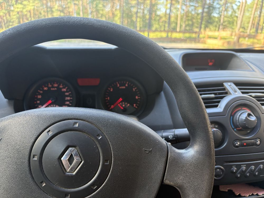 Renault Megane 2 1.6 benzyna