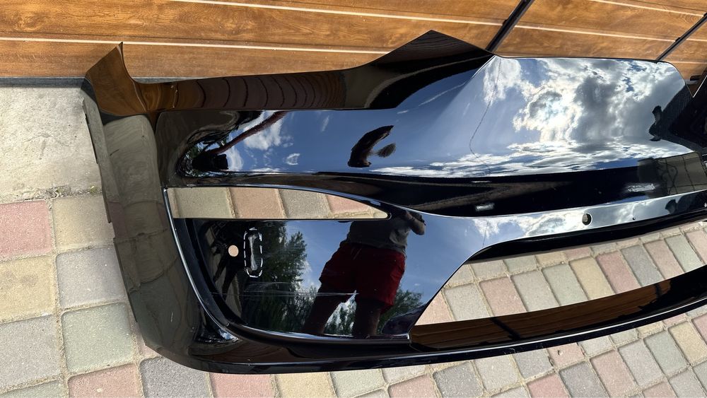 Бампер передній tesla model x plaid