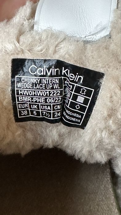 Жіночі кросівки Calvin Klein