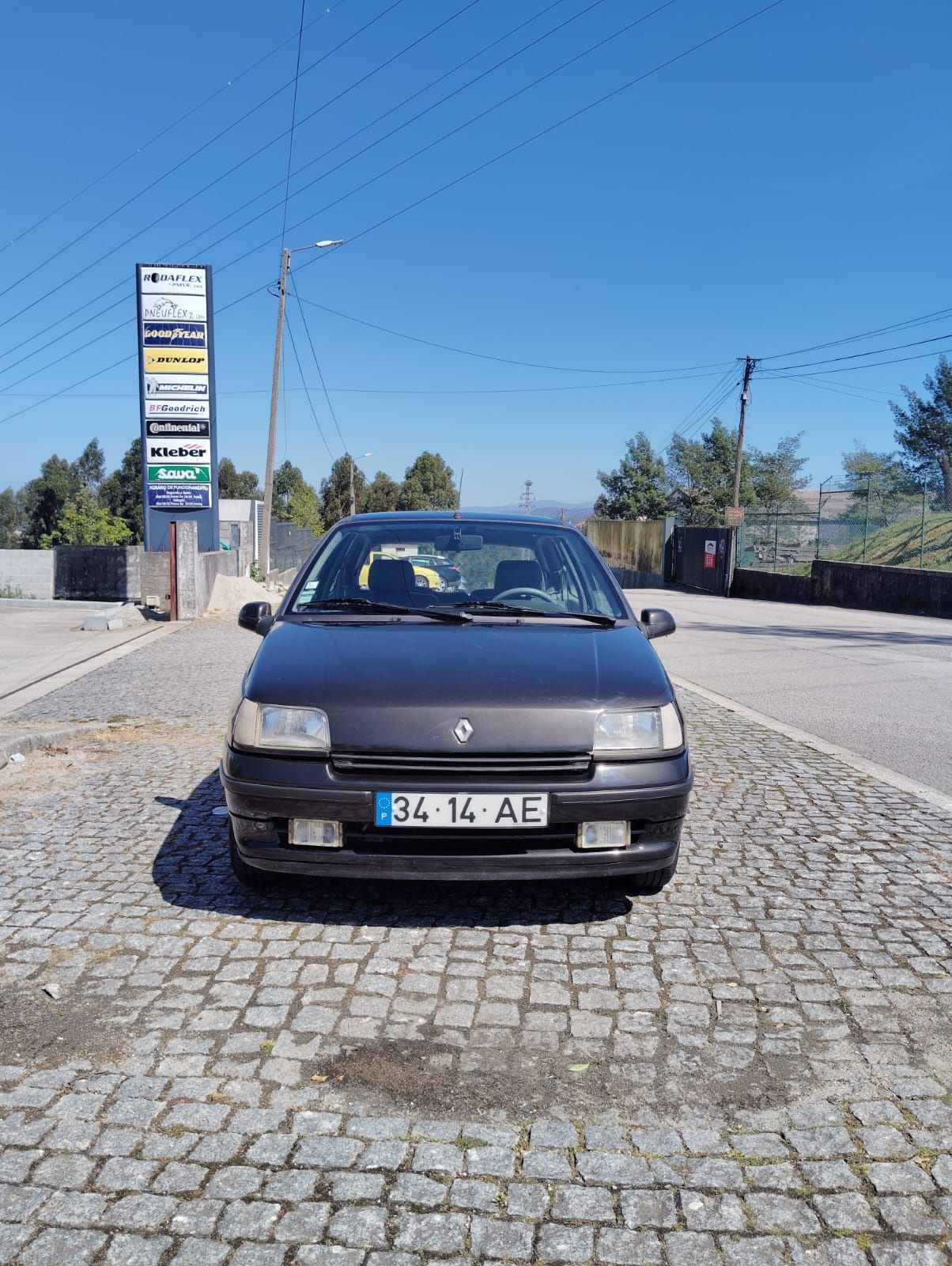 Renault baccara 1.4 3 portas