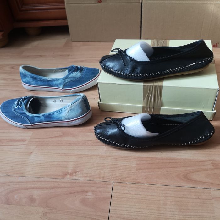 Za dwie pary letnich  butów damskich  39