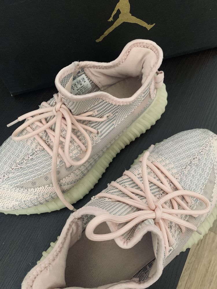 Кроссовки Adidas Yeezzy Boost 350