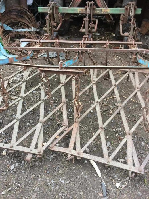 Трактор Т25 з культиватором, картоплекопалкою, прицепом з документами.