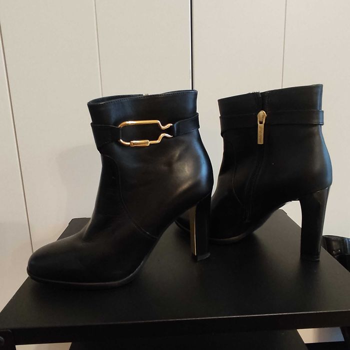 Nowe ocieplane krotkie kozaki damskie Gino Rossi. Rozmiar 36