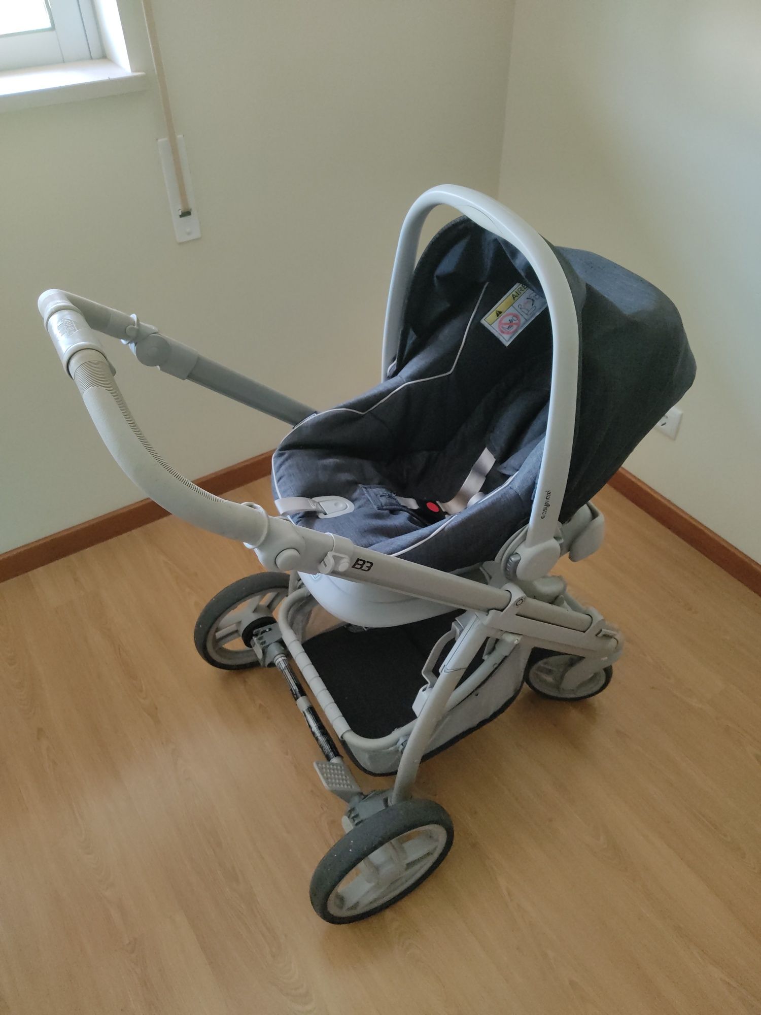 Trio Bebecar B3 preto/cinza c/oferta (excelente estado)