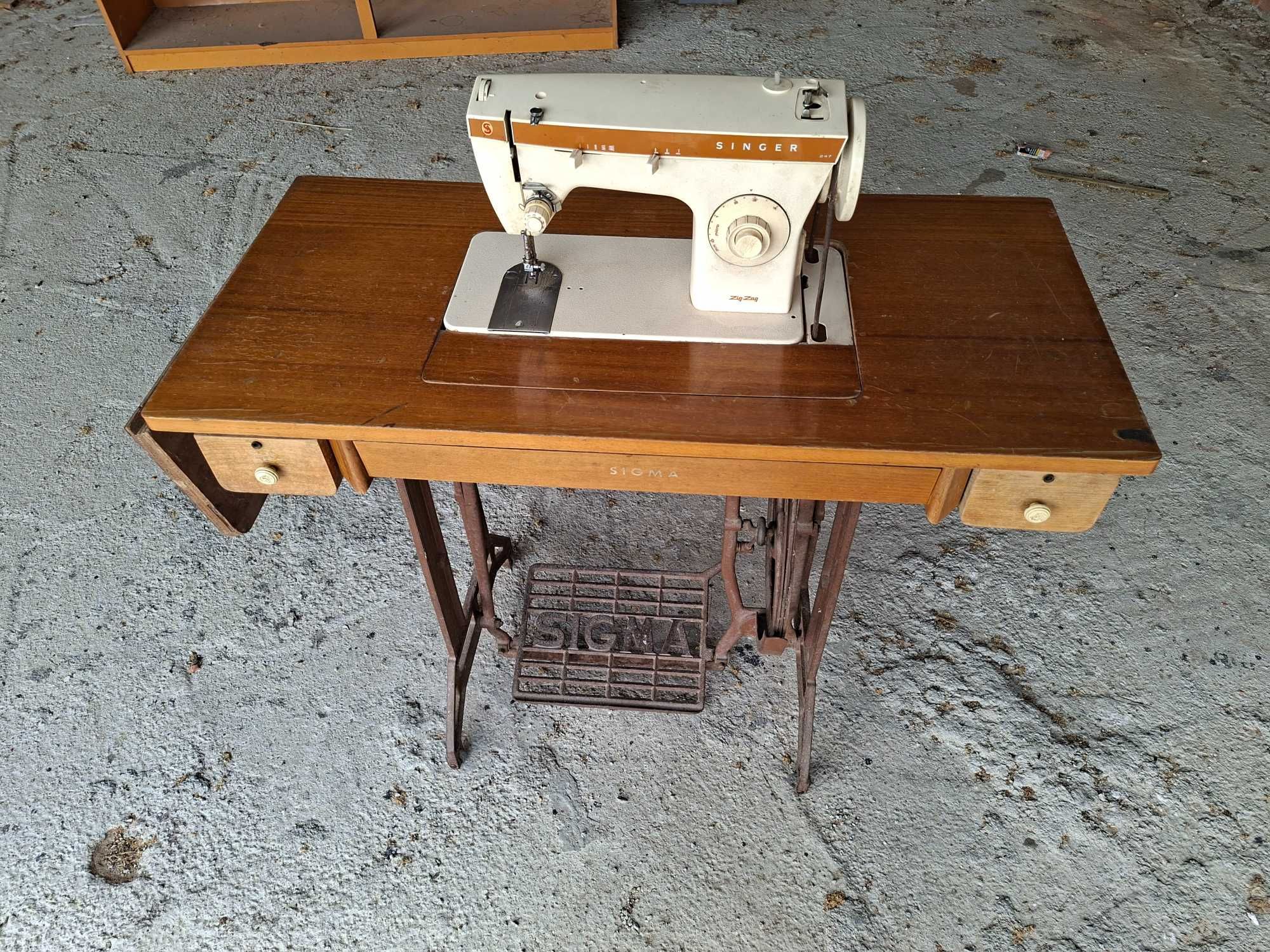 Maquina de costura singer