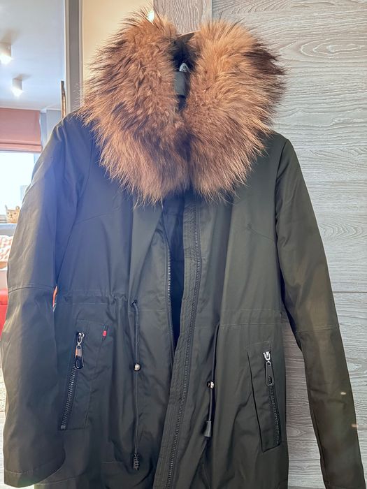 Płaszcz zimowy damski z naturalnym jenotem