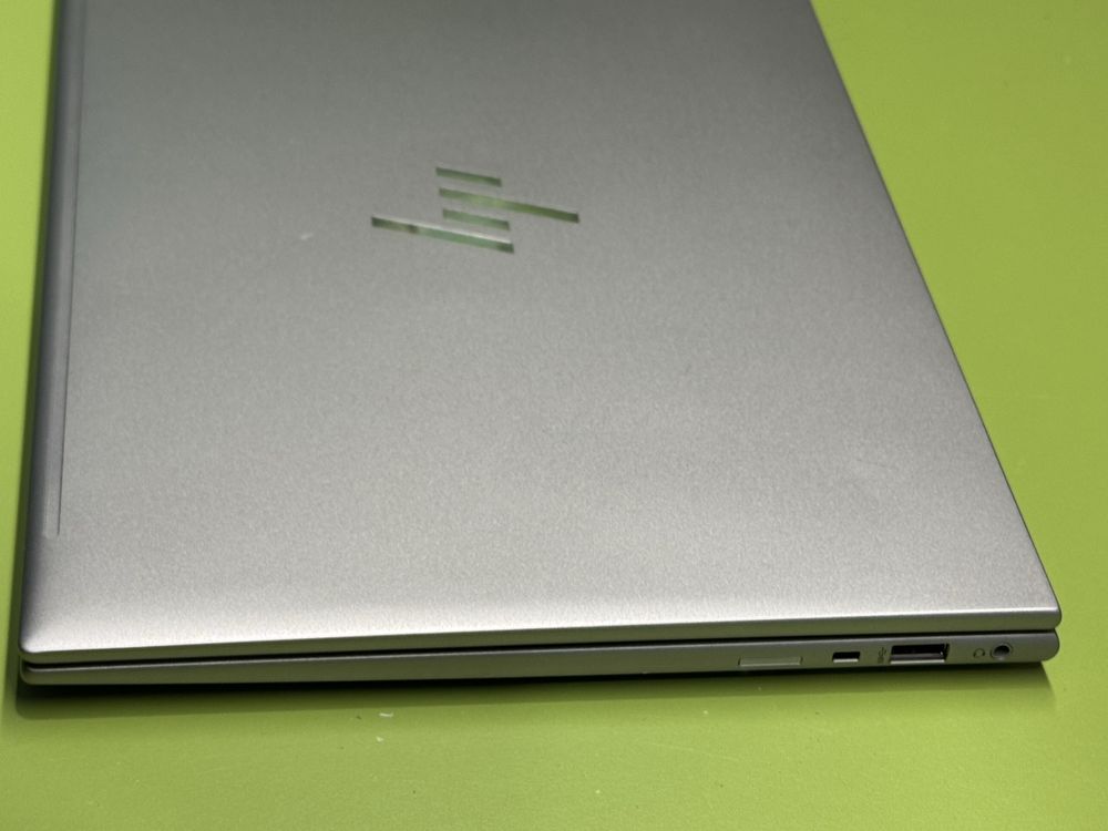 Ультрабук HP Zbook Firefly 14 G10 (ryzen 5 7640HS, 16gb DDR5, 512ssd)