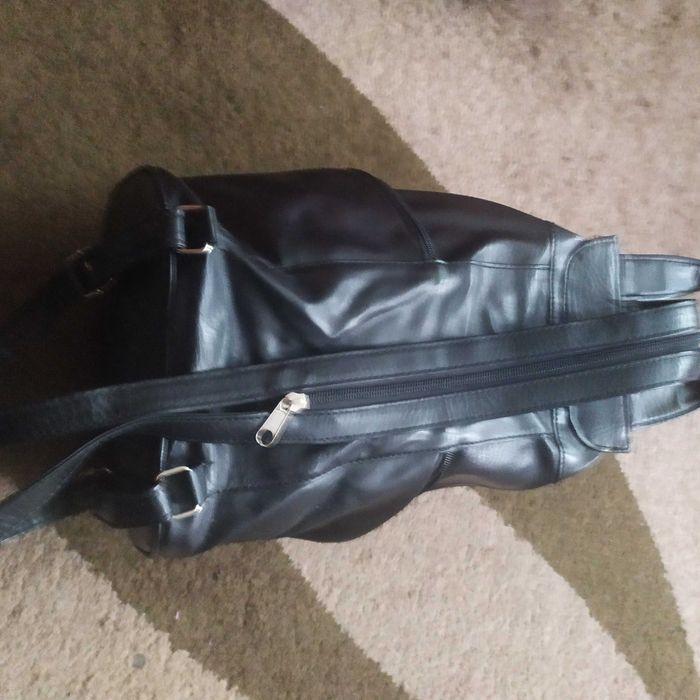 Plecak damski czarny używany