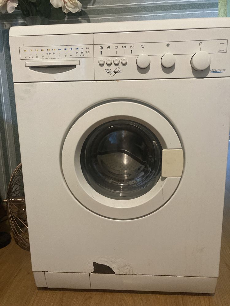 Б/У стиральная машина Whirlpool