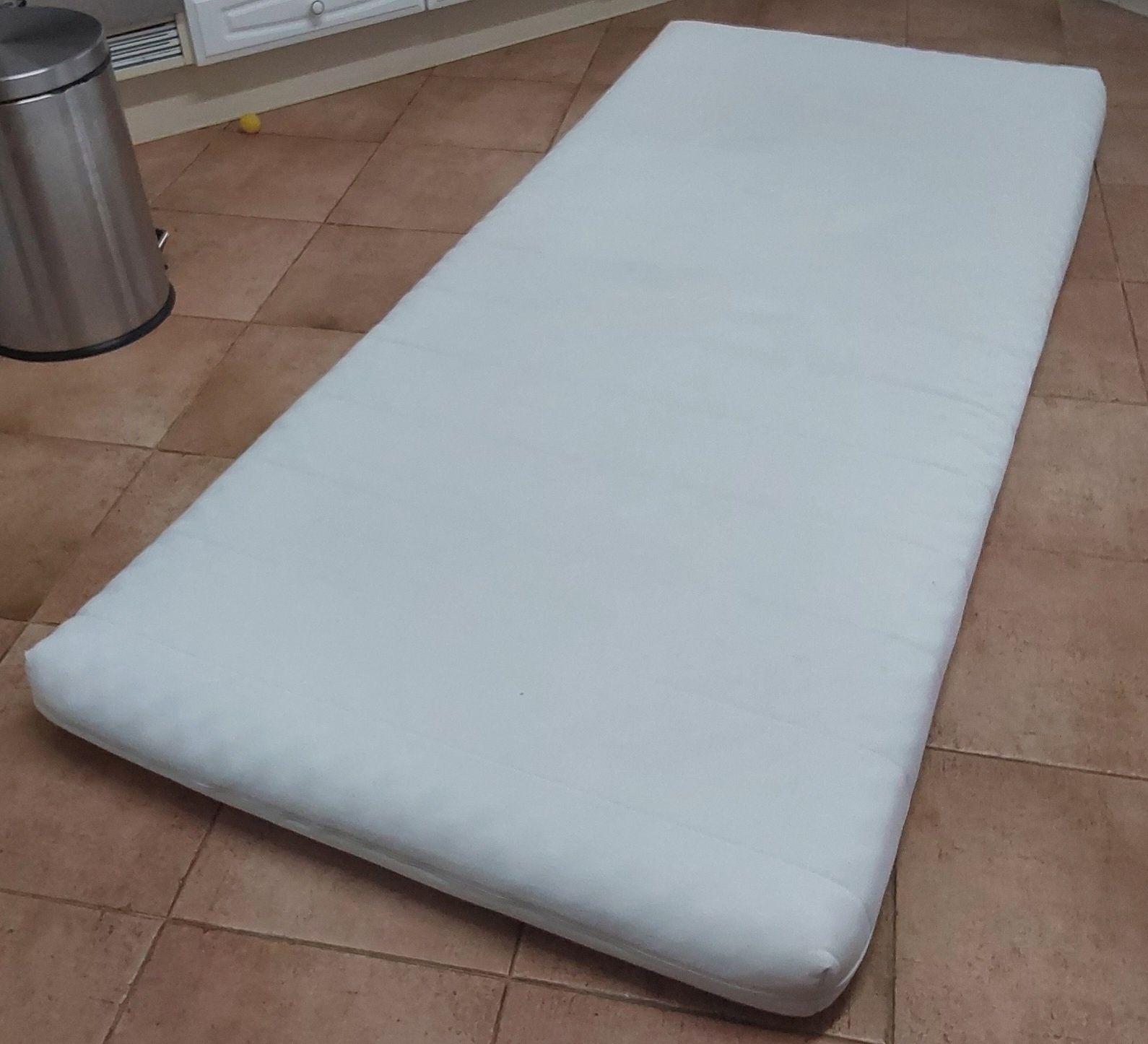 COLCHÃO DE ESPONJA PRONTOS A USAR. Casa,Quarto,Sala,Campismo,Garagem.