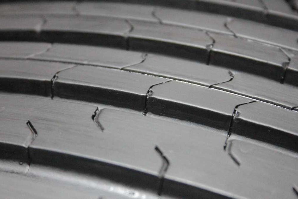 215/45/17 Continental ContiEcoContact 5 215/45 R17 87V jak nowe