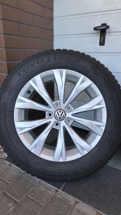 Koła 17" Vw Tiguan III II Audi Seat opony zima 215/65/17 5x112(OL1977)