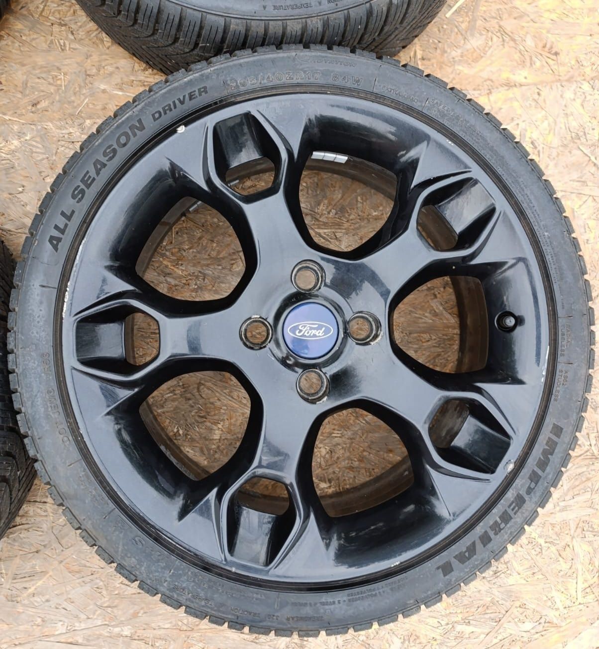 Koła 17 4x108 Ford Fiesta ST LINE 205 40 R17 84W XL całoroczne 2021r
