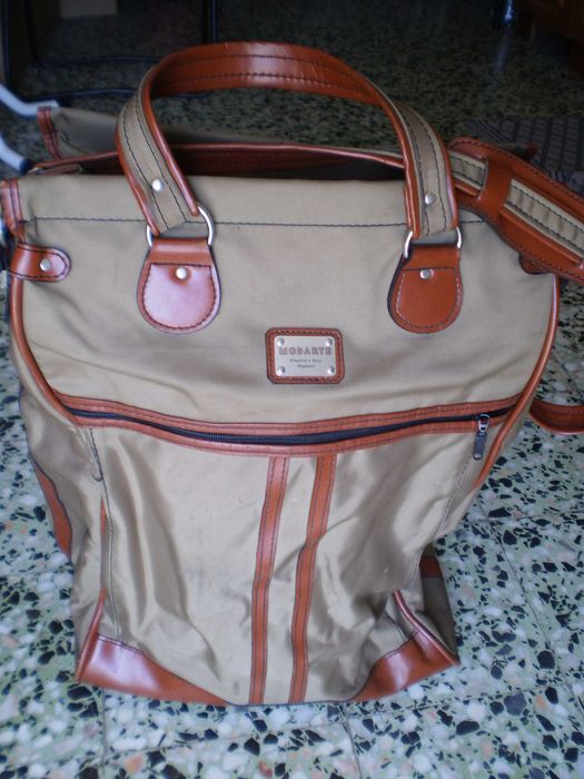 (191) Conjunto Trolley, saco e mala de mão