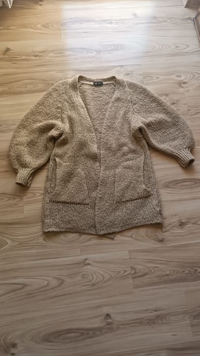 Sweter beżowy kardigan moher ciepły z kieszeniami