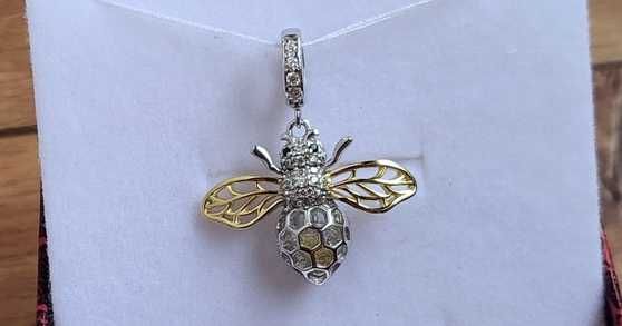 NOWY charms zawieszka pszczoła pszczółka bee srebrna 925 miód