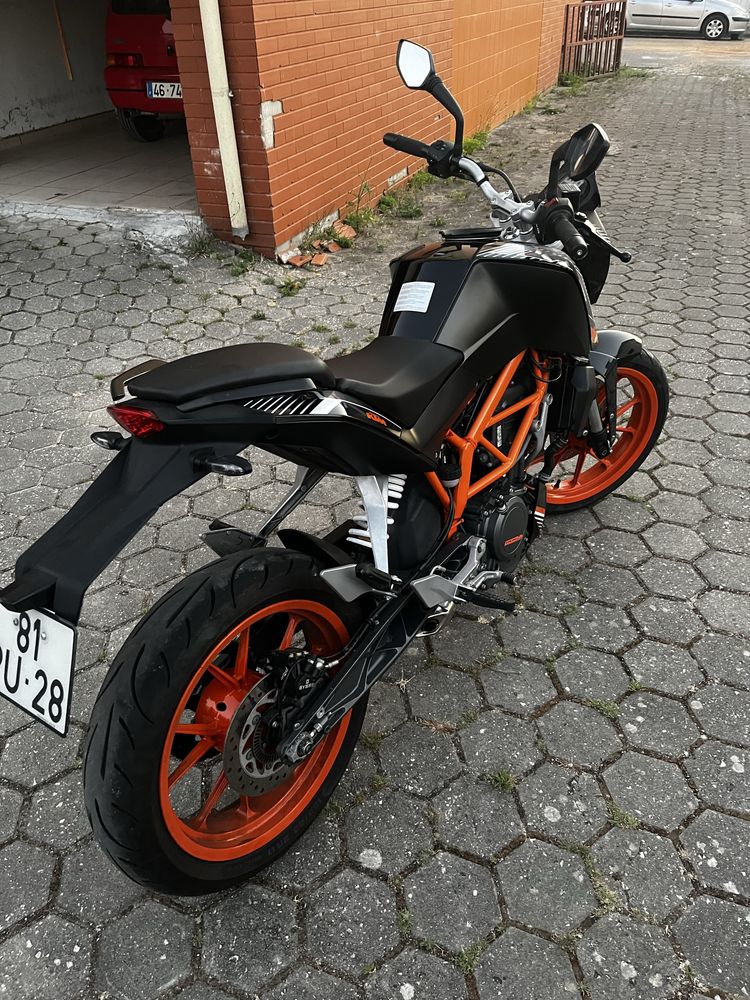 KTM Duke 390 35kw ABS poucos Kms
