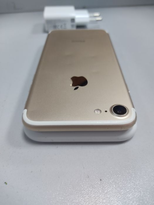 Iphone 7 32 gb gold
