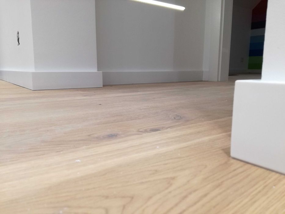 Montaż listew przypodłogowych  Woj. Łódzkie