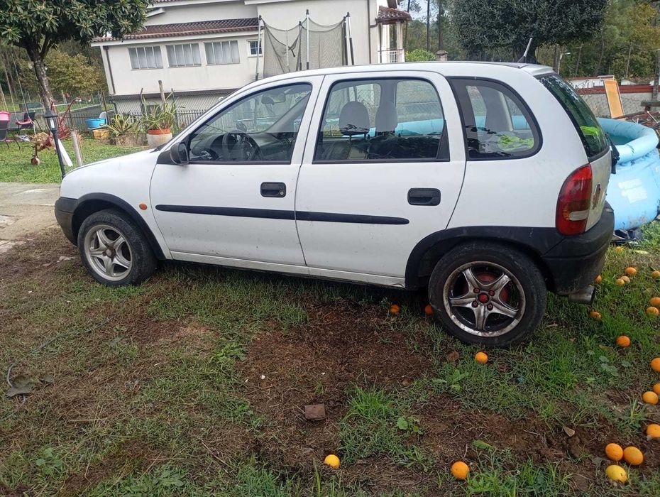 Opel corsa b 1700 TD ano 2000