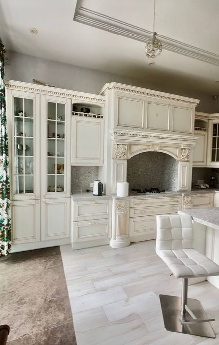 Оренда здам гарний будинок  бассейн  два гаража