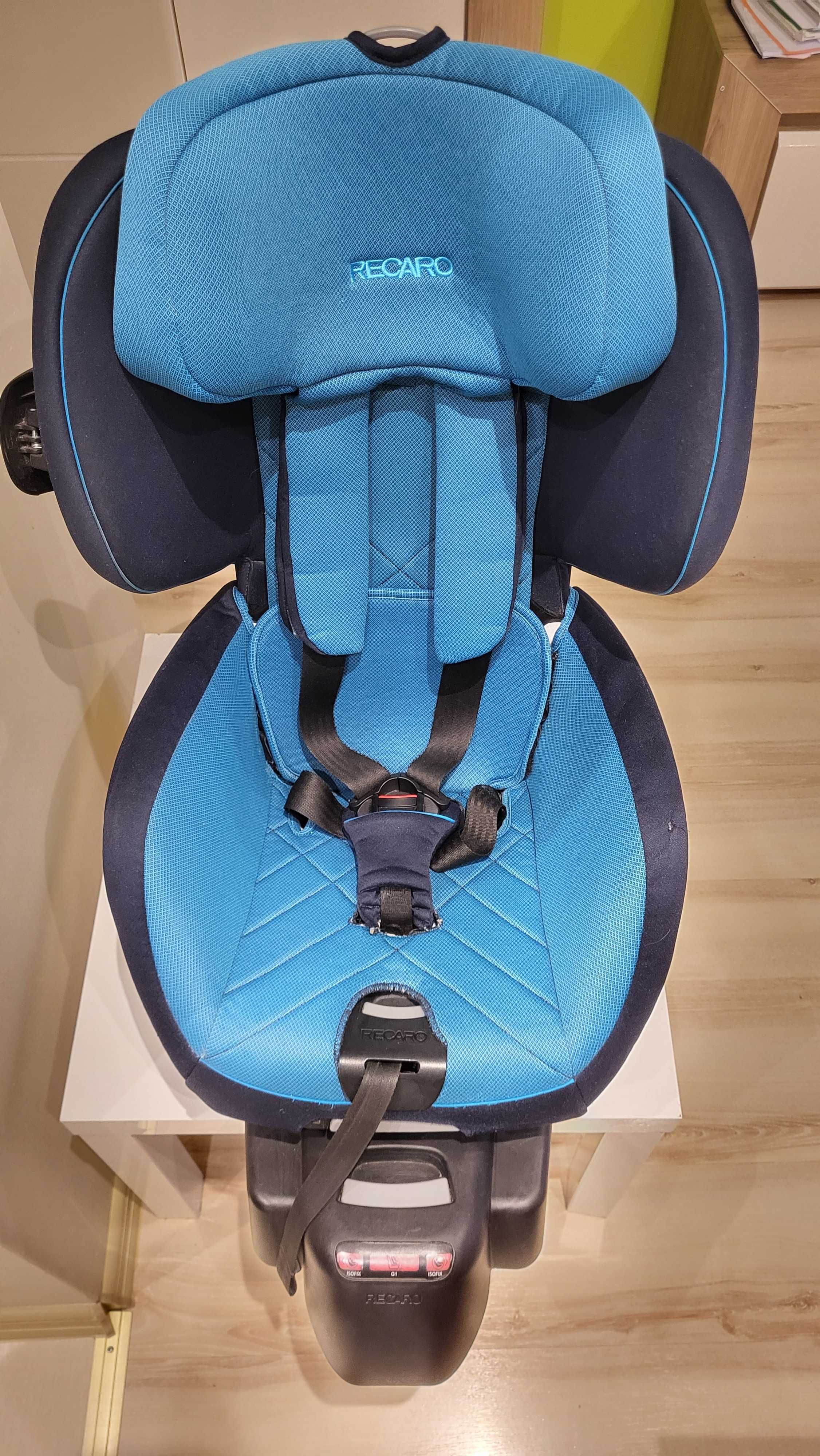 Fotelik Recaro Optia Fix Xenon Blue, 9-18kg.