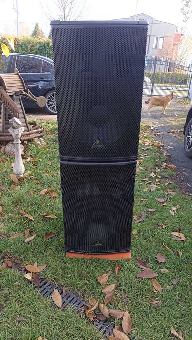 Zawodowe Kolumny Estradowe Behringer 800 Wat dla DJ , Zespołu