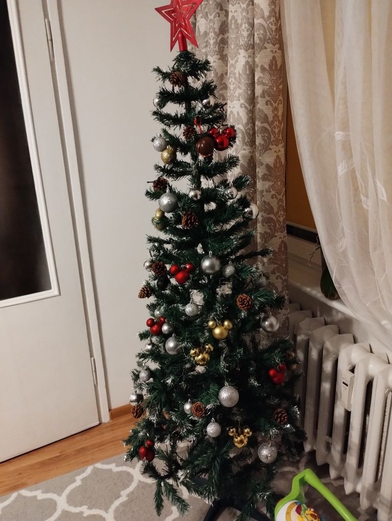 Choinka sztuczna 170 cm.