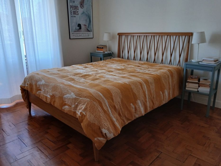 Cama de casal de madeira (La Redoute) + colchão