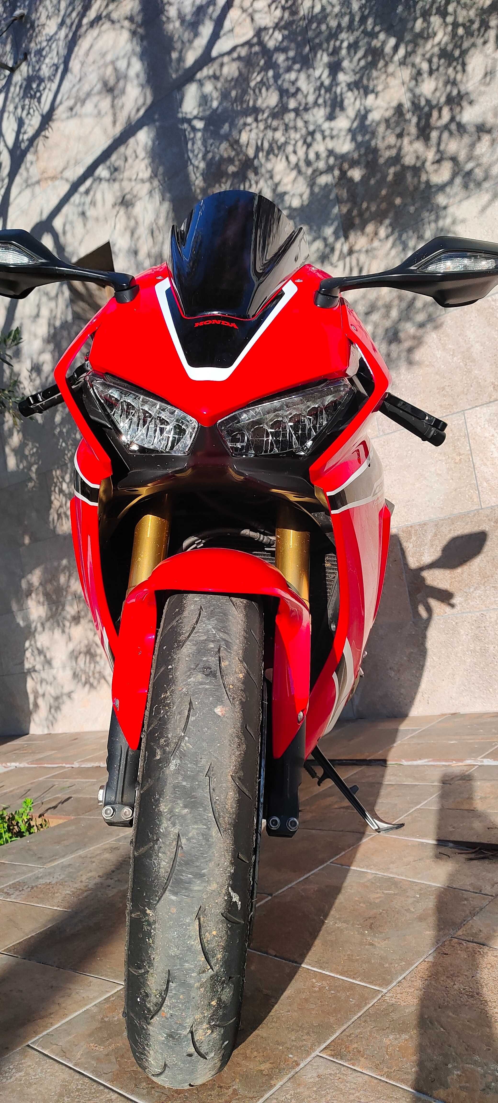 Honda CBR 1000 RR