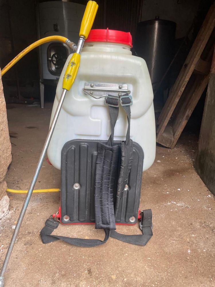 Máquina de Sulfatar a Bateria 25L