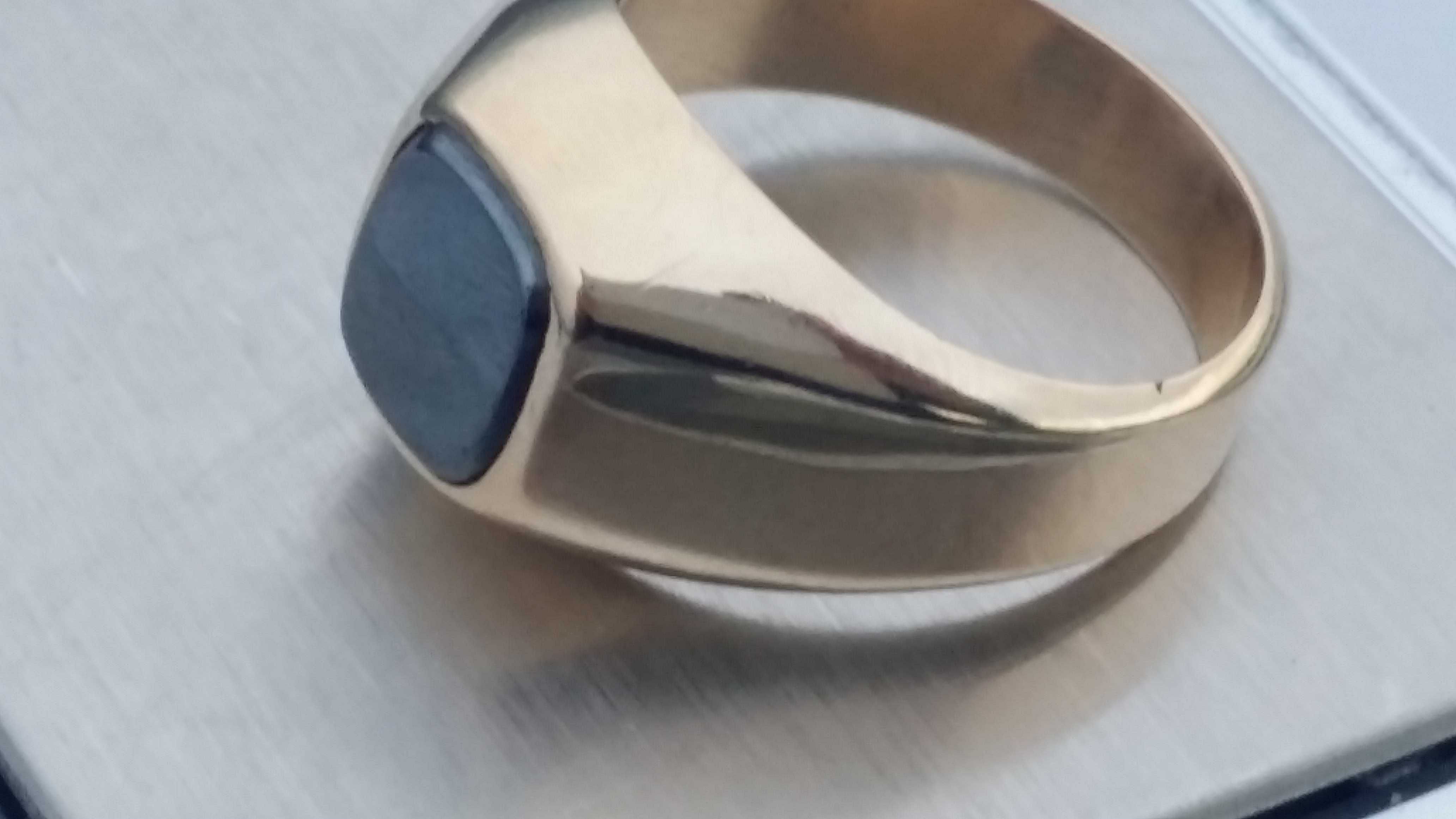 Zloty Piekny Sygnet waga 14.5 gr zloto 14k585 piekna robota rozmiar 25