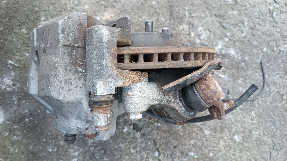 Цапфа Toyota Prius 30 2009 — 2017 оригінал