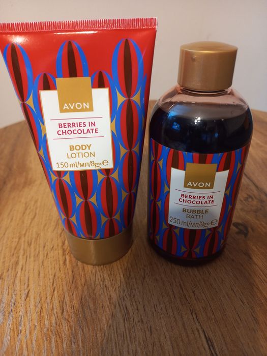 Plyn do kąpieli + balsam do ciała Avon