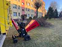 Wynajem Rębak do gałęzi Rozdrabniacz Usługi rębakiem Cedrus RB04 PRO-E
