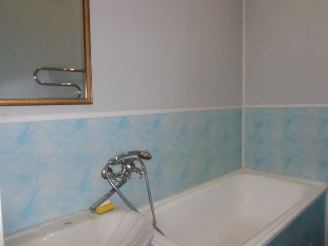 Подобово. Центр. 2 Кімнатна кв. Бойлер. Wi-Fi, Звiтнi документи.