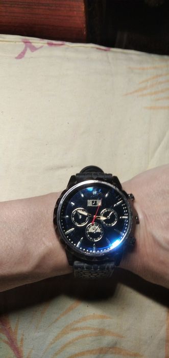 Продам часы! DXIA SHEN, кварц!