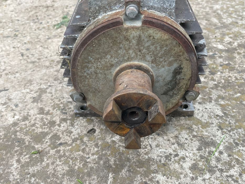 Электродвигатель 0.75 кВт | 380V | 3-фазный –  (955/1455 об/мин)