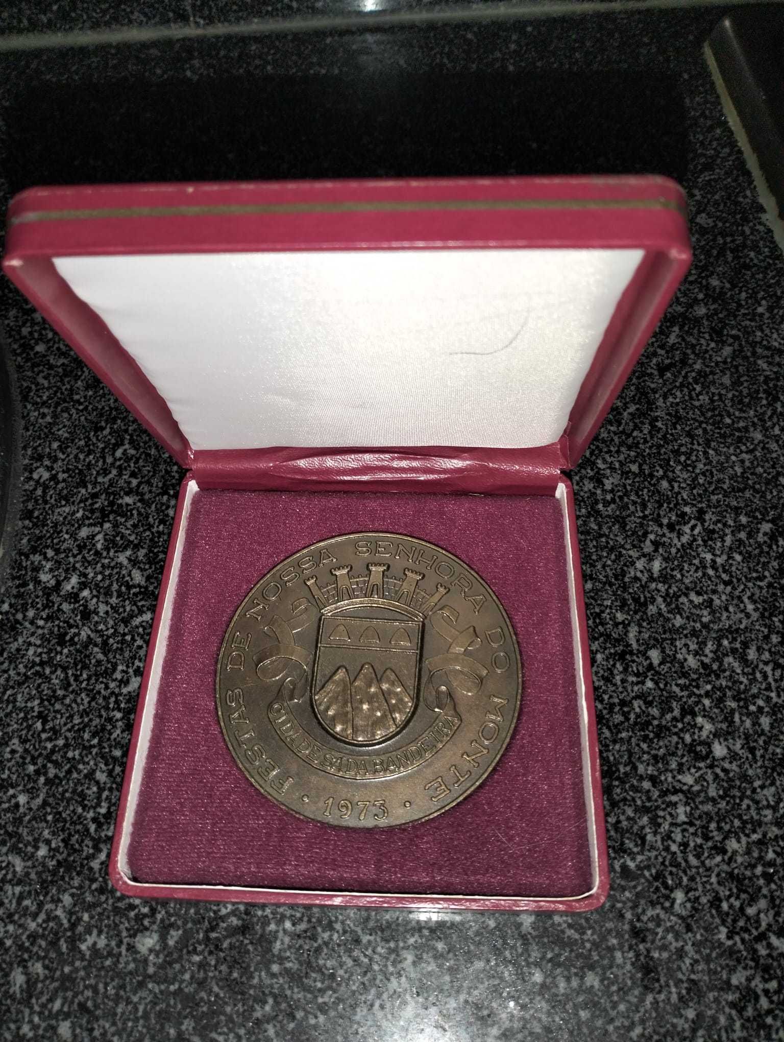 Medalha Brasão Cidade de Sá da Bandeira, Angola