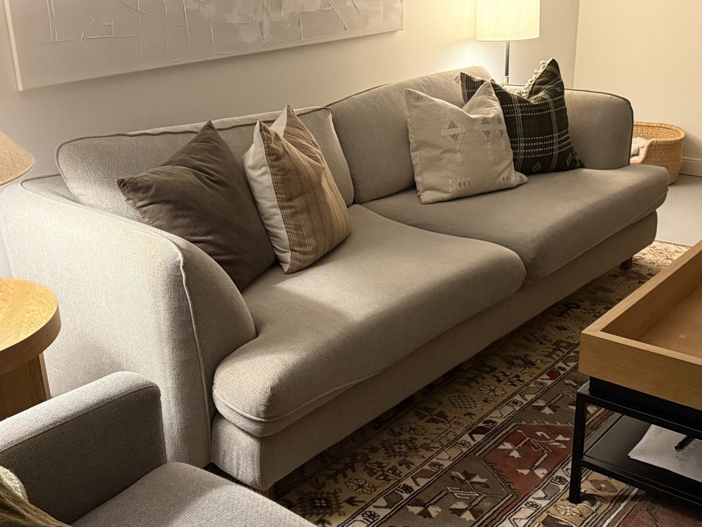 Duża kanapa sofa beżowa dębowe nóżki