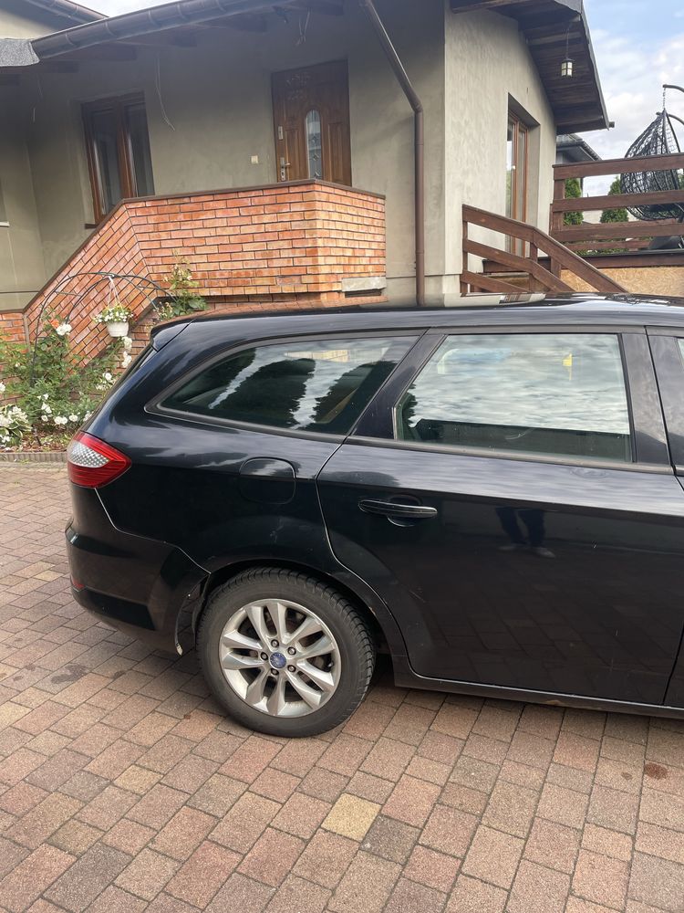 Ford Mondeo MK4 2009 2.0 b+lpg