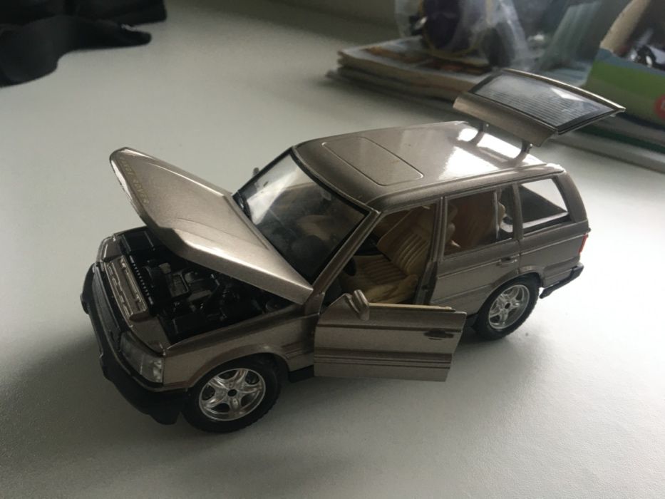 Miniatura range rover