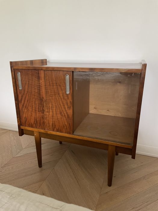 Biblioteczka i barek PRL