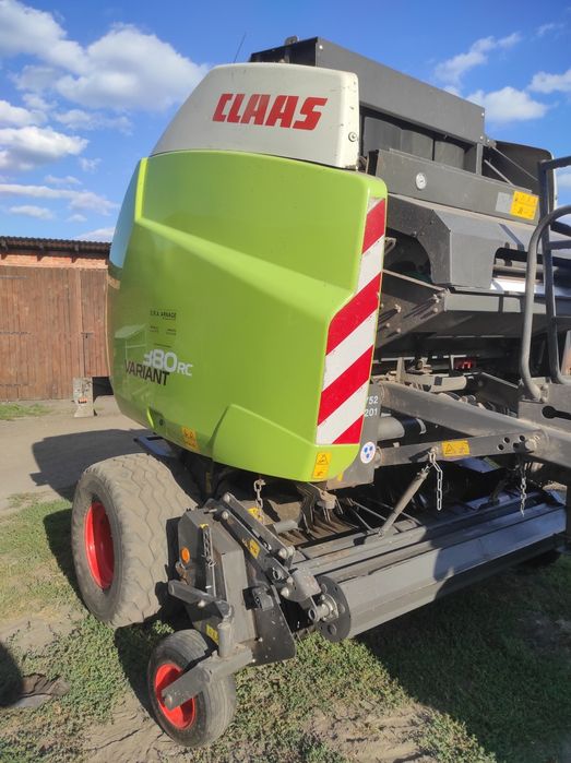 Prasa rolującą Claas variant 380 rc transport gratis